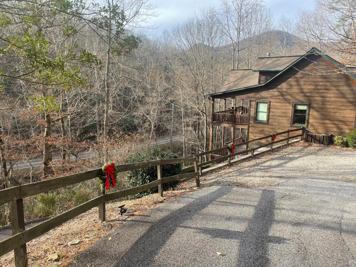 Cozy Creekfront Family Cabin-Pet Friendly -Gamerm-Hot Tub Hiawassee Buitenkant foto