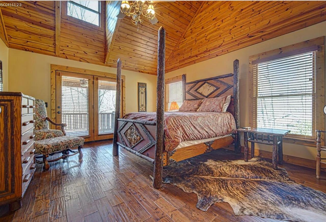 Cozy Creekfront Family Cabin-Pet Friendly -Gamerm-Hot Tub Hiawassee Buitenkant foto