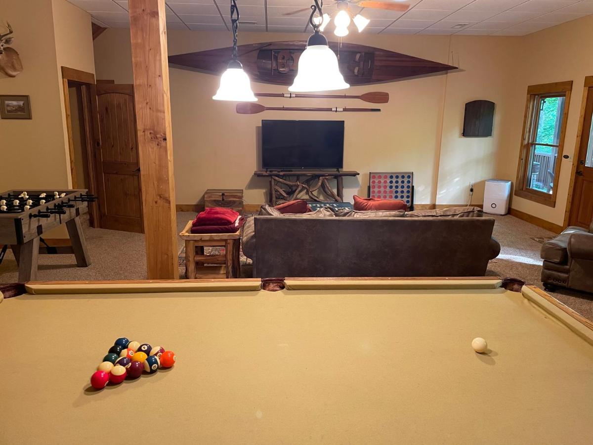 Cozy Creekfront Family Cabin-Pet Friendly -Gamerm-Hot Tub Hiawassee Buitenkant foto