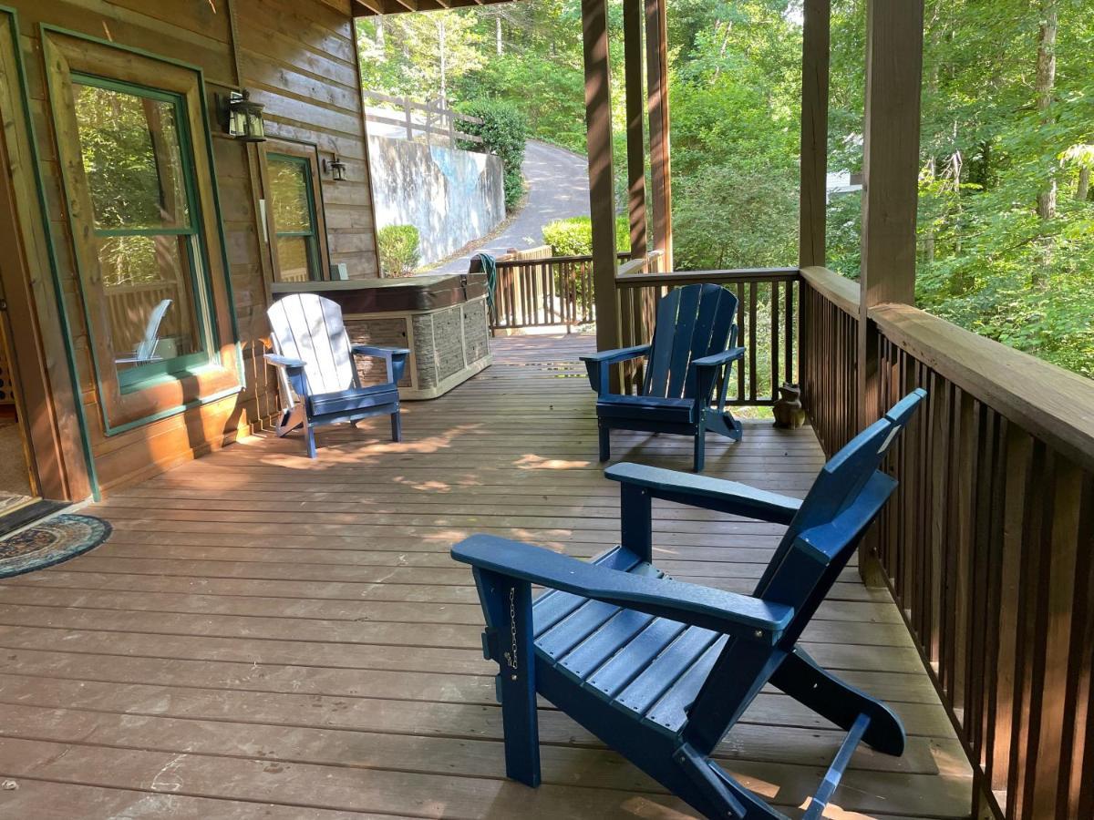 Cozy Creekfront Family Cabin-Pet Friendly -Gamerm-Hot Tub Hiawassee Buitenkant foto