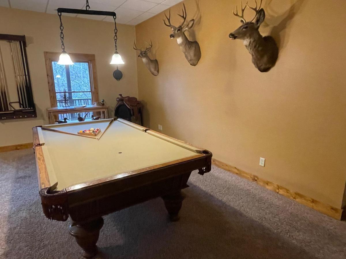 Cozy Creekfront Family Cabin-Pet Friendly -Gamerm-Hot Tub Hiawassee Buitenkant foto